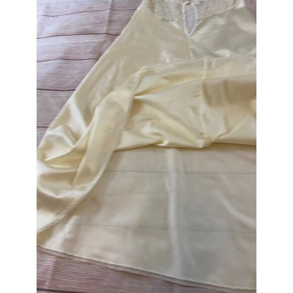 Vintage Christian Dior Cream Night Slip Sleep Wear - Small - Picture 13 of 13